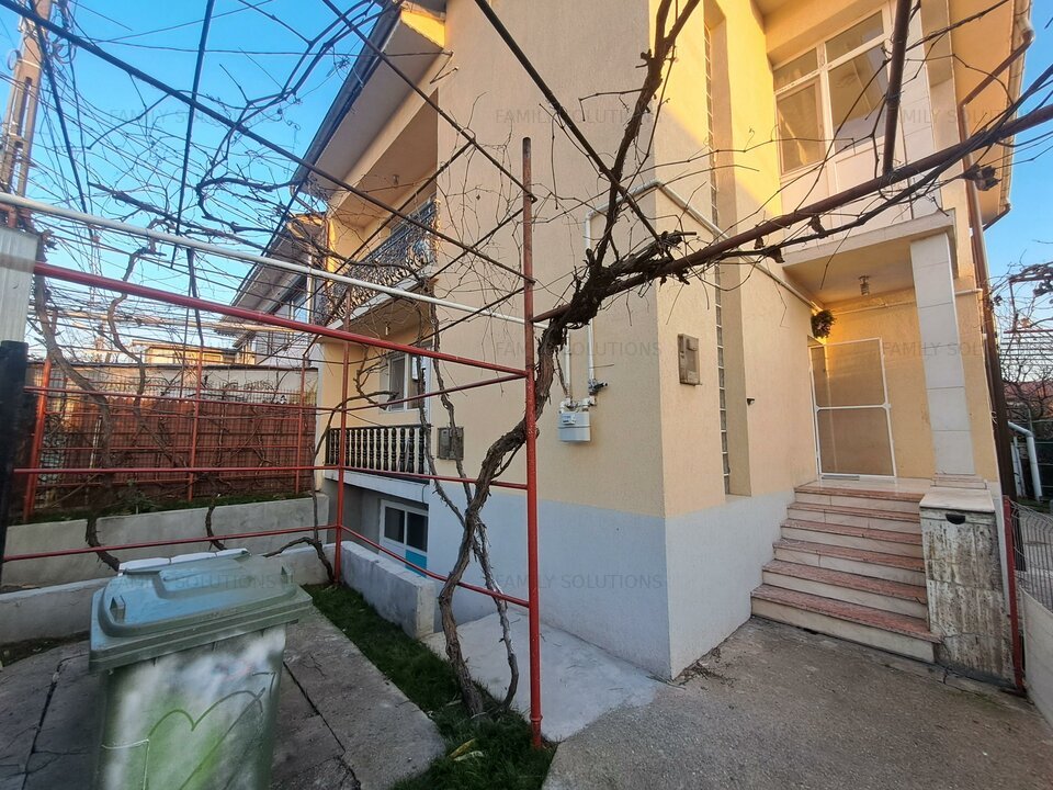 Vila de Inchiriat, pretabil firma/locuinta