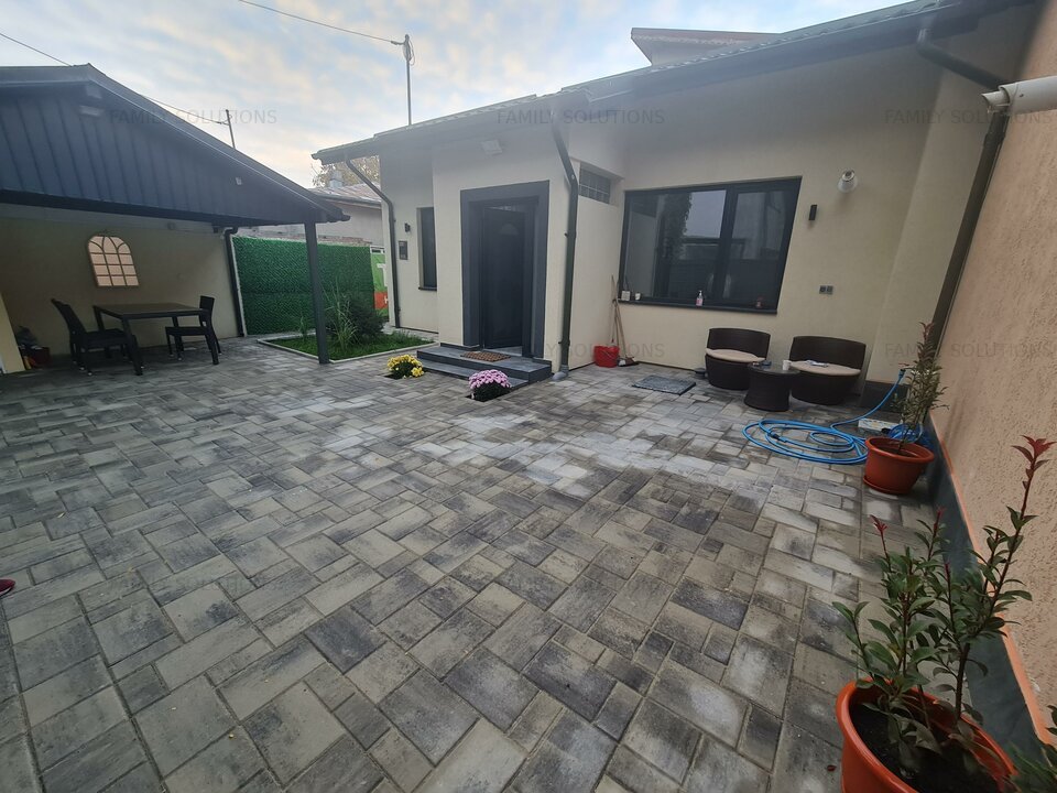 Casa pe parter- 3 camere, teren 146 mp