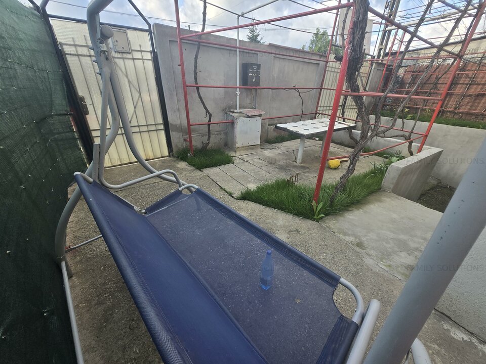 Vila de închiriat,Popesti Leordeni,Primarie