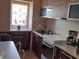 Apartament de vânzare 3 camere, în Cluj-Napoca, zona Mărăşti
