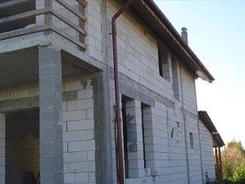 Casa de vânzare 4 camere, în Popesti, zona Central
