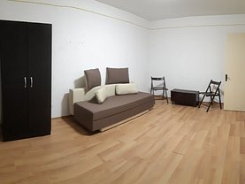 Garsonieră de închiriat în Bacau, Central