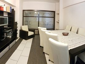Apartament de închiriat 3 camere în Bacau, Ultracentral