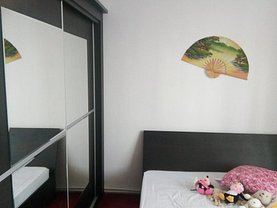 Apartament de închiriat 2 camere în Bacau, Cornisa