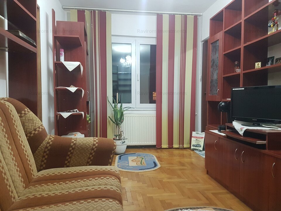 Apartament doua camere, nedecomandat, confort trei, etaj doi, renovat, Milcov