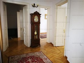 Casa de închiriat 4 camere, în Bucuresti, zona Natiunile Unite