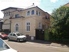 Casa de închiriat 15 camere, în Bucuresti, zona Parcul Carol