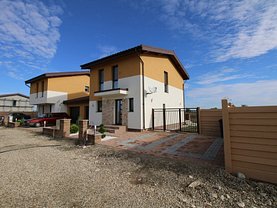 Casa de vânzare 3 camere, în Gulia