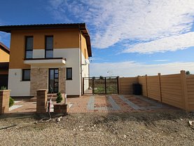 Casa de vânzare 3 camere, în Gulia