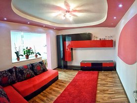 Apartament de vânzare 3 camere, în Cluj-Napoca, zona Manastur