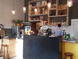 Închiriere spaţiu comercial