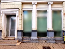Închiriere spaţiu comercial