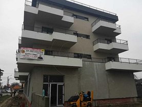 Apartament de vânzare 3 camere în Satu Mare, Micro 17