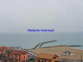 Apartament de vânzare 3 camere în Constanta, Faleza Nord