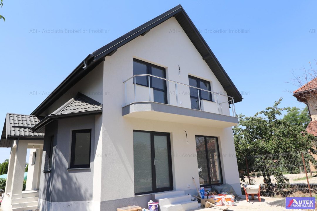 Vila cu 4 camere si Toate Utilitatile in orasul Magurele