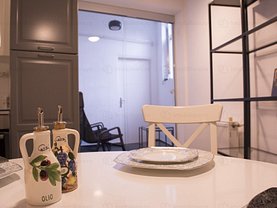 Apartament de închiriat 2 camere, în Bucuresti, zona Cismigiu