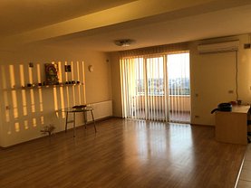 Apartament de vânzare 3 camere, în Bucuresti, zona Drumul Taberei