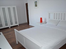 Apartament de închiriat 3 camere, în Targu Mures, zona Ultracentral