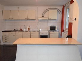 Apartament de închiriat 3 camere, în Târgu Mureş, zona Ultracentral