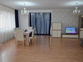 Casa de închiriat 4 camere, în Livezeni, zona Central