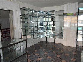 Vânzare spaţiu comercial