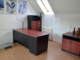 Vânzare spaţiu comercial