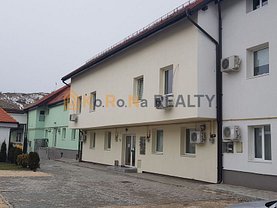 Vânzare spaţiu comercial