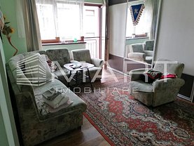 Apartament de vânzare 3 camere în Floresti