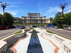 Apartament de vânzare 3 camere, în Bucureşti, zona Unirii