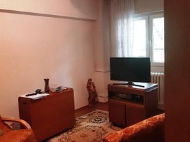 Apartament de vânzare 3 camere, în Bucureşti, zona Titulescu