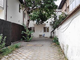 Casa de închiriat 6 camere, în Bucureşti, zona Unirii