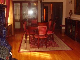 Casa de vânzare 8 camere, în Bucureşti, zona Calea Călăraşilor