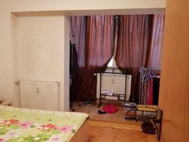 Apartament de vânzare 4 camere, în Bucuresti, zona Pantelimon