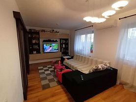 Casa de vânzare 4 camere, în Bucureşti, zona Titan