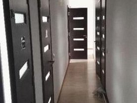 Vânzare spaţiu comercial