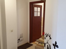 Apartament de închiriat 3 camere, în Bragadiru, zona Central