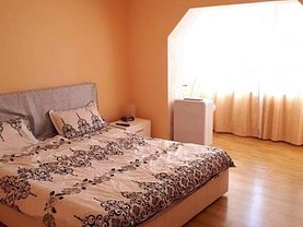 Apartament de vânzare 4 camere, în Timisoara, zona Soarelui