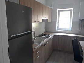 Apartament de vânzare 2 camere, în Dumbrăviţa