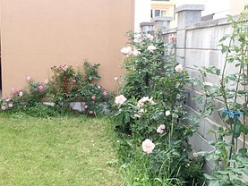 Apartament de închiriat 2 camere, în Dumbrăviţa, zona Est