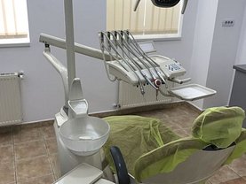 Vânzare spaţiu comercial