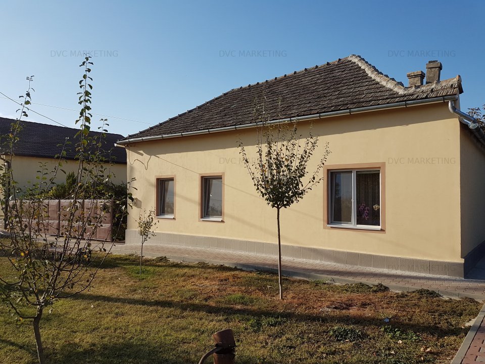 Casa de vanzare - casa/vila cu 4 camere de vanzare in Călacea, judetul ...