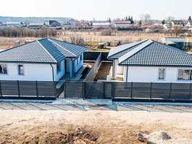 Casa de vanzare 4 camere, în Domnesti