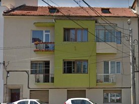 Apartament de închiriat 4 camere, în Cluj-Napoca, zona Central