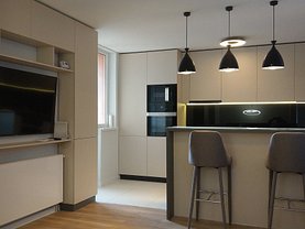 Apartament de vânzare 3 camere, în Cluj-Napoca, zona Bună Ziua