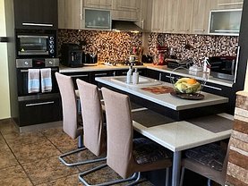 Casa de vânzare 3 camere, în Cluj-Napoca, zona Iris
