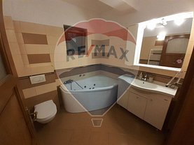 Apartament de închiriat 4 camere, în Sibiu, zona Calea Dumbravii