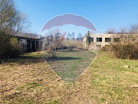 Vânzare spaţiu industrial