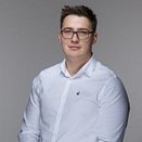 Andreeas Simedru Agent imobiliar din agenţia RE/MAX Grup de Lux