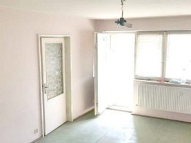 Apartament de vânzare 3 camere, în Bucureşti, zona Drumul Taberei
