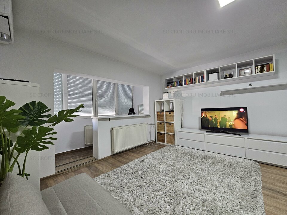 Piata Alba Iulia - Vanzare garsoniera dubla ! Mobilata si utilata modern!